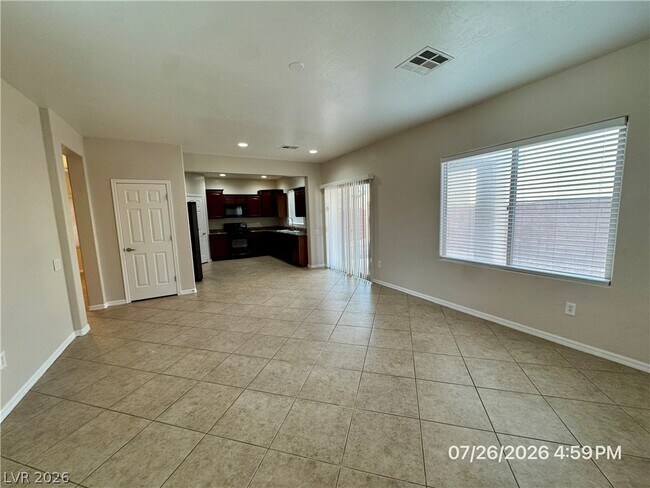 Building Photo - 6854 N Inca Jay Ct