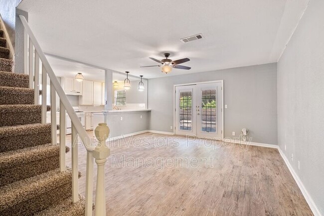 Building Photo - 5504 Coventry Ln