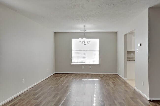 Building Photo - 16323 Jast Dr