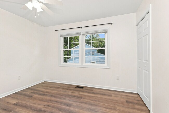 Building Photo - 12823 Holiday Ln