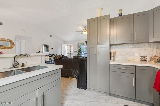 Building Photo - 503 East 13th Street