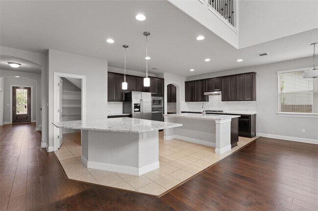 Building Photo - 15601 Cabrillo Way