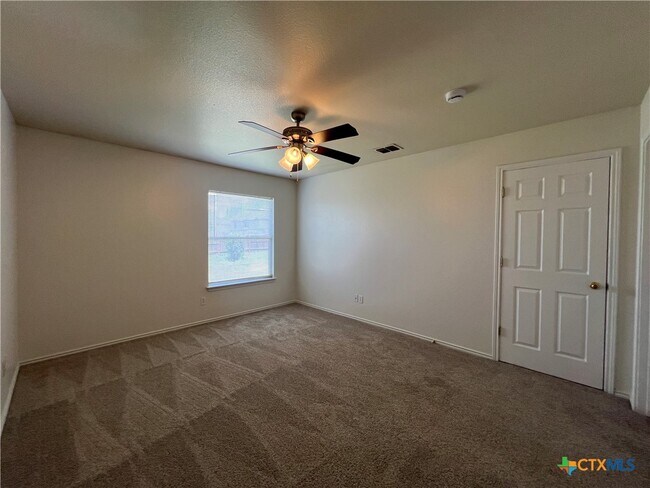 Building Photo - 3014 Douglas Fir Dr