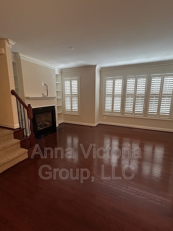 Building Photo - 617 Sprintsail Way