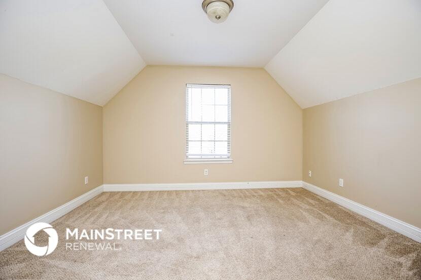 Building Photo - 1313 Sunray Dr