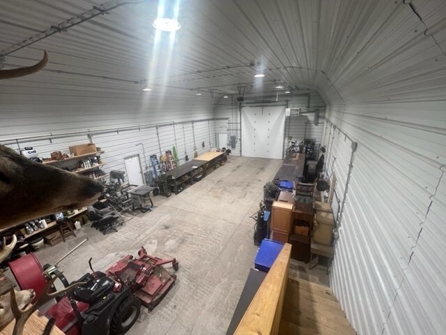 Building Photo - 139 3rd St