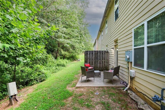 Building Photo - 7116 Blairs View Dr