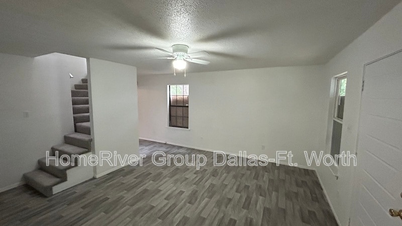 Building Photo - 4847 Haas Dr