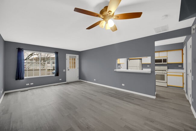 Building Photo - 439 Valley Forge Ct