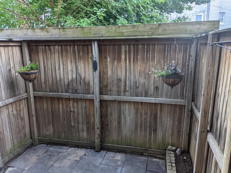 Yard - 1528 Olive St