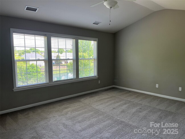 Building Photo - 2409 Logan Field Drive