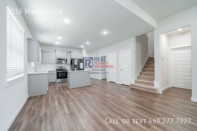 Building Photo - 1016 Mamavic Ln