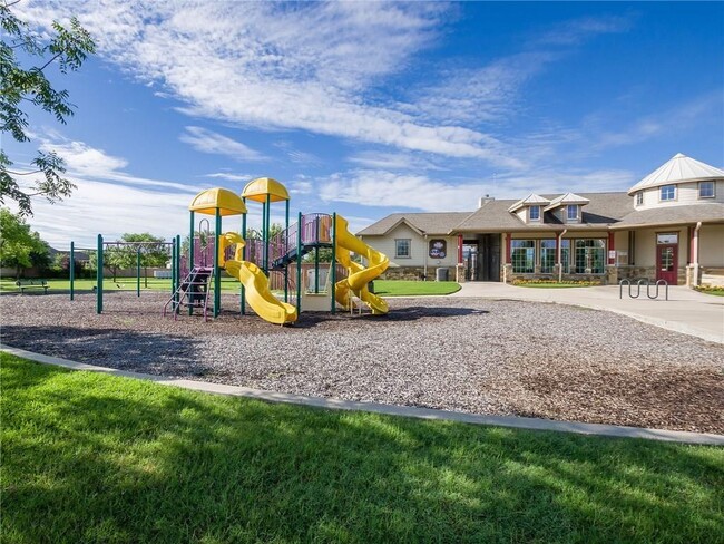 Building Photo - 11705 Pine Mist Ct