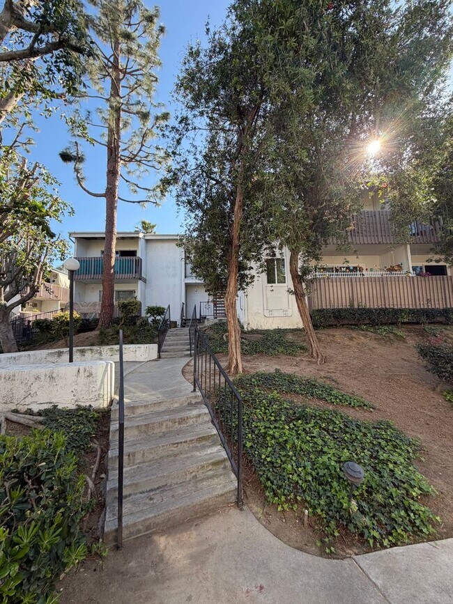 Building Photo - Beautiful Condo in Serene Montebello HOA Community – Pool, Spa & Prime Location