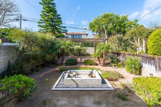 Building Photo - Beautiful Manhattan Beach Rental Home!