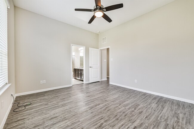 Building Photo - 3216 Walden Breeze Ct