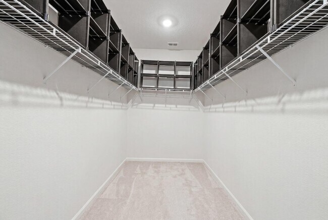 Building Photo - 85645 Stonehurst Pkwy