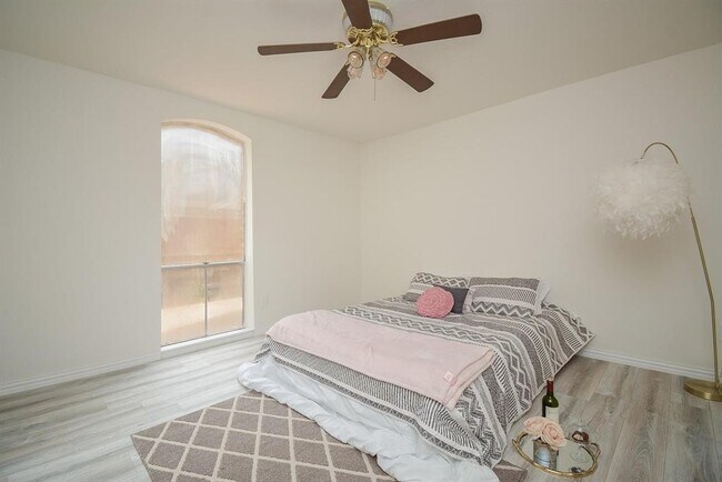Building Photo - 4637 Wild Indigo St
