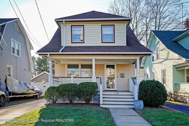 Building Photo - 119 Branch Ave