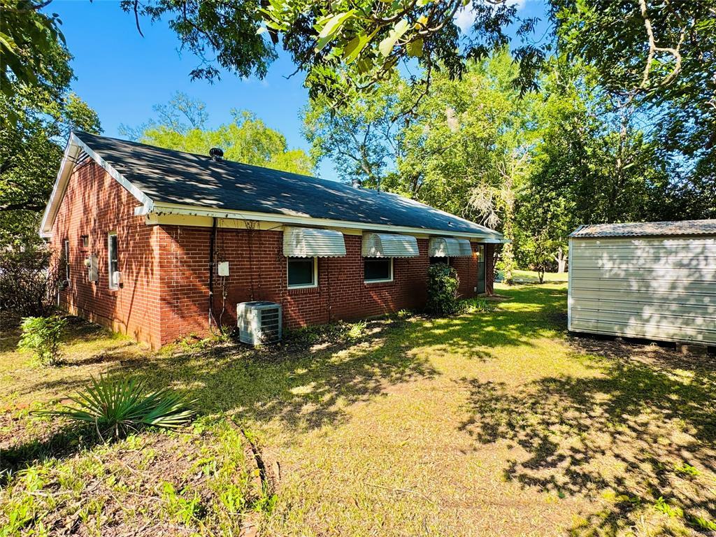 Building Photo - 929 Parkwood Dr
