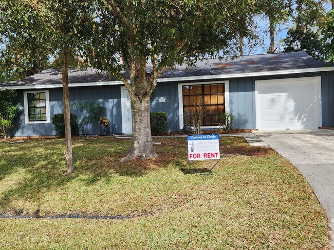 Building Photo - Port St. Lucie Pool Home for rent