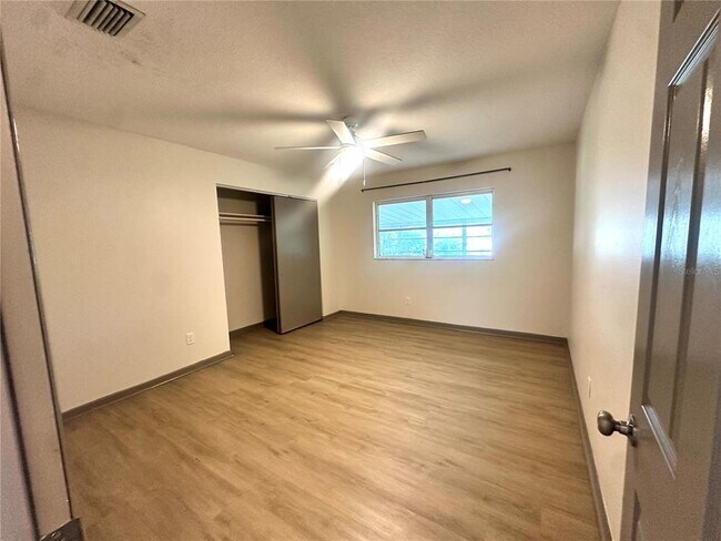 Building Photo - 4205 NE 7th St
