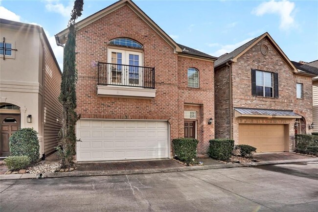 Building Photo - 2615 Cheshire Oaks Dr