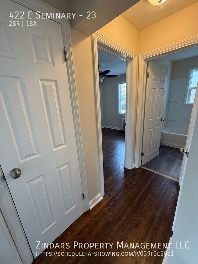 Building Photo - MOVE IN SPECIAL!!! Newly Remodeled 2 Bed 1...