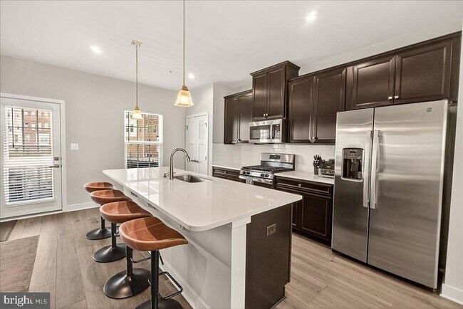 Building Photo - 16224 Bright Star Wy