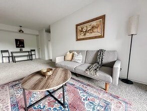 Building Photo - 1071 Clayton Ln