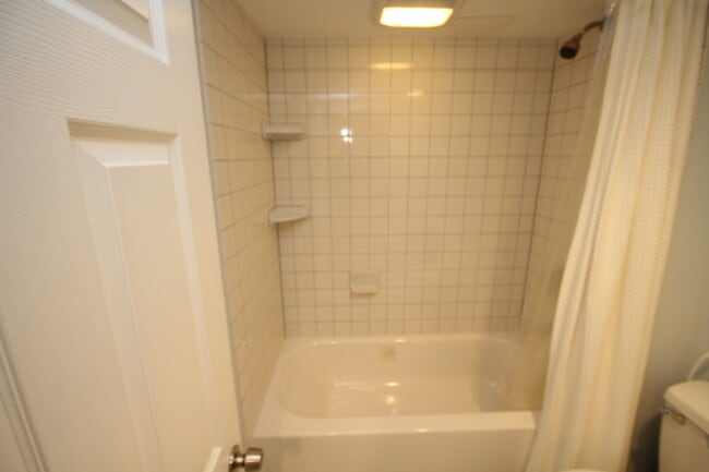 Building Photo - Coming Soon!!  Beautiful, well kept 3 bedr...