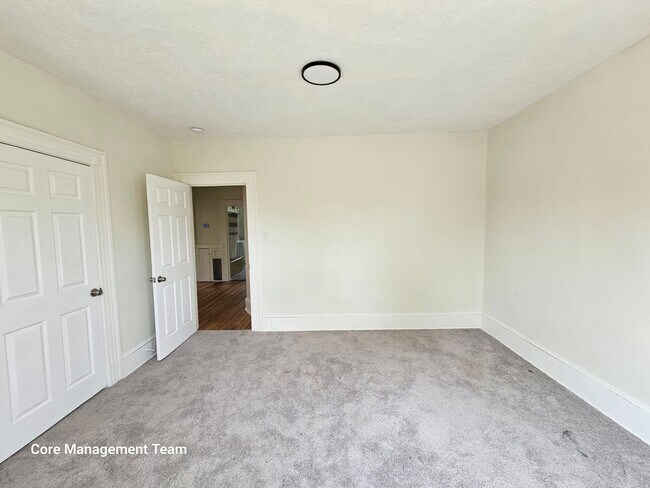Building Photo - 3165 Ashlyn St