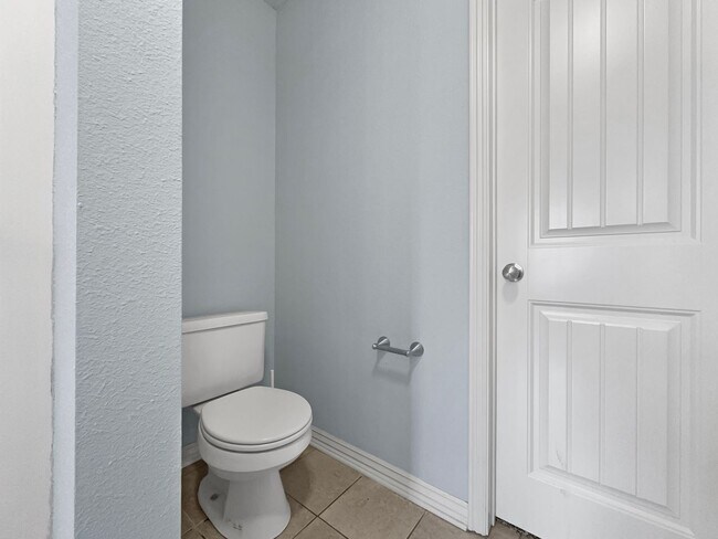 Building Photo - 2060 Kalei Ln