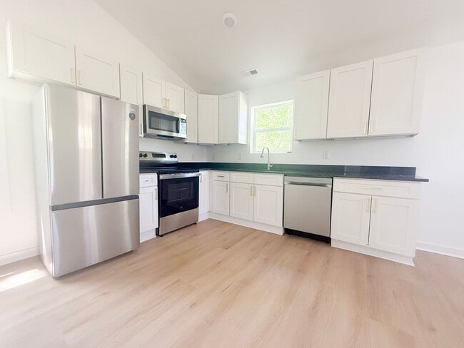 Building Photo - Brand-New 3-Bedroom Home in Quiet Country Setting | Sparta