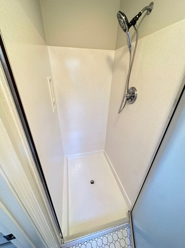 Building Photo - Beautiful Home off Timothy Available