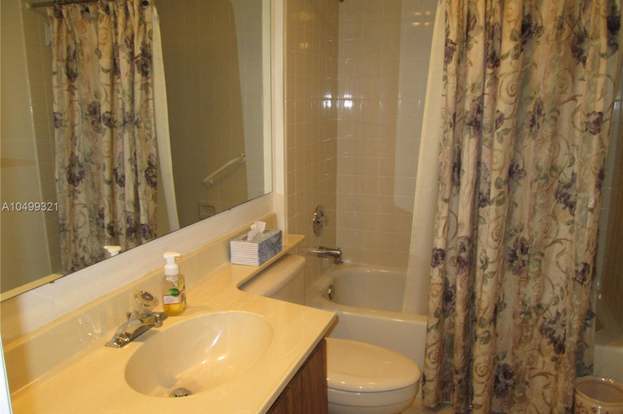 Building Photo - 3520 Whitehall Dr