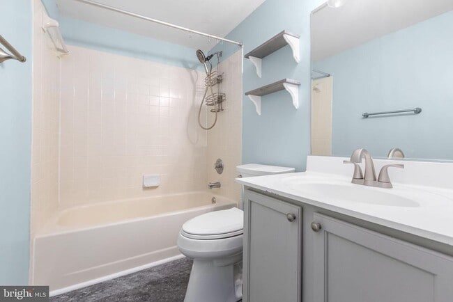 Building Photo - 10704 Cobblestone Dr
