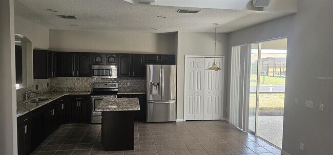 Building Photo - 8500 Palm Harbor Dr