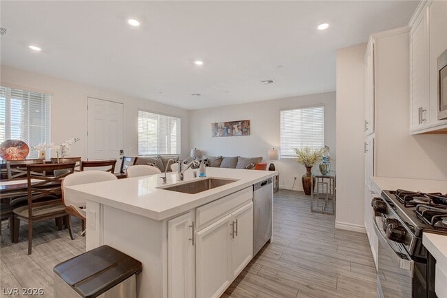 Building Photo - 7320 N Decatur Blvd