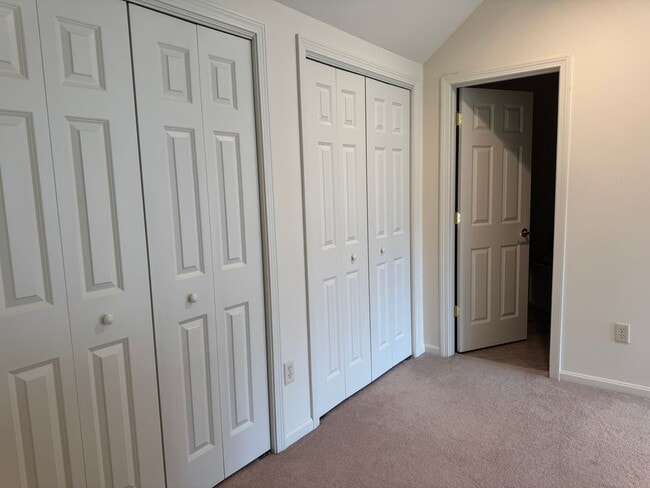 Building Photo - 3 Bedroom Condo in Hanover