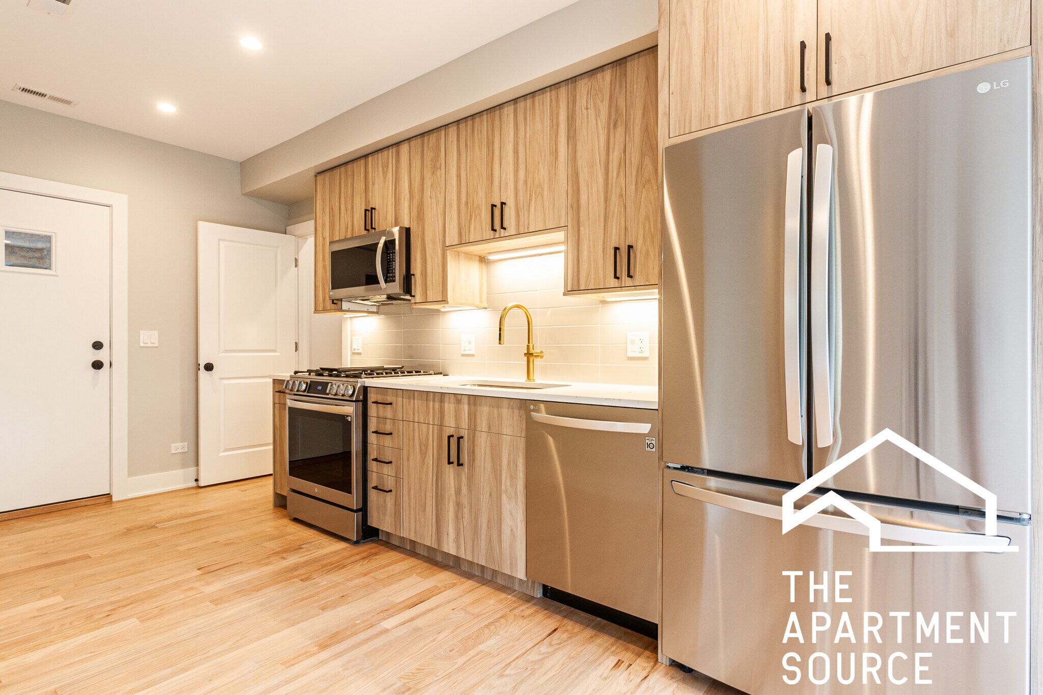 Building Photo - 2457 W Logan Blvd