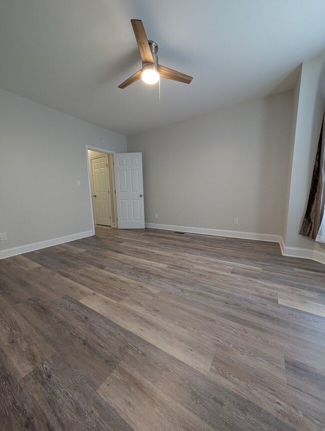 Building Photo - Brand New home!!