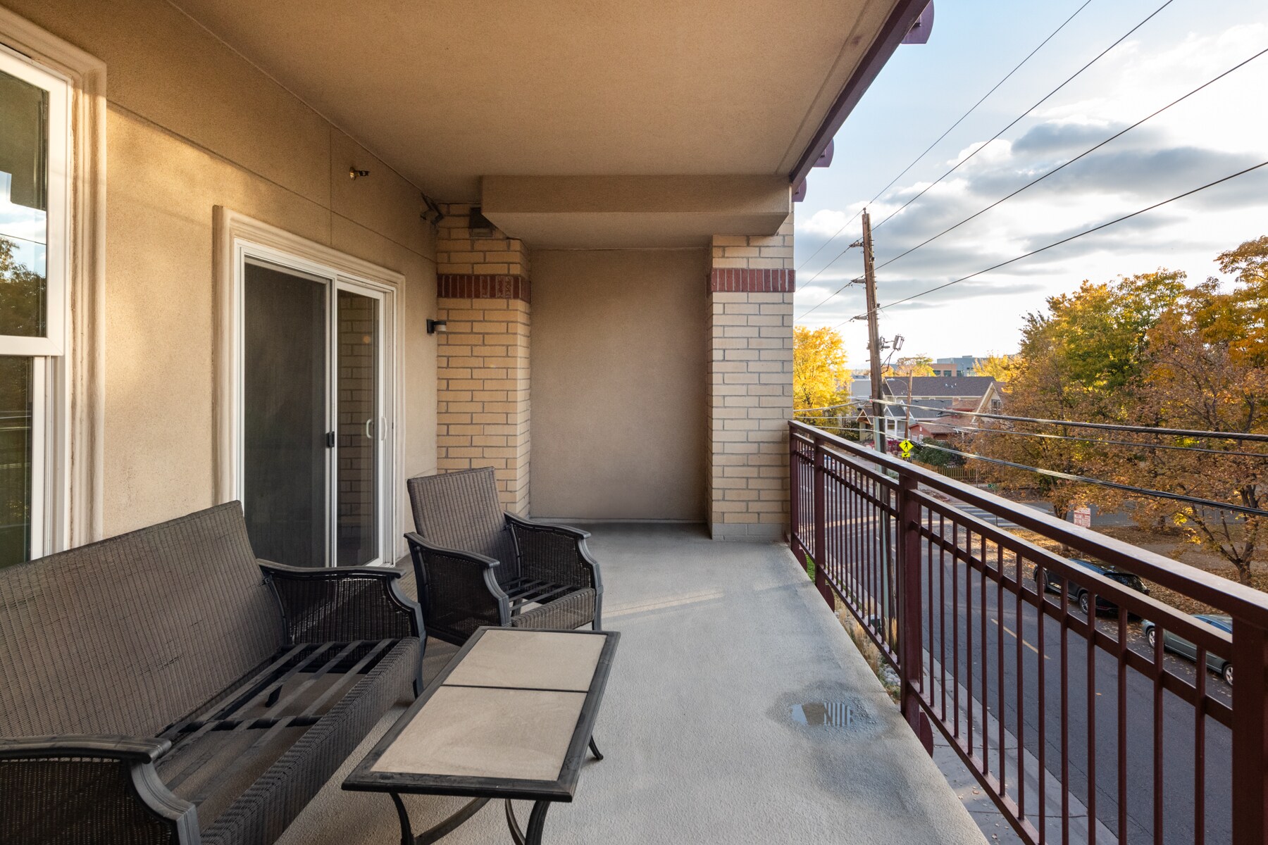 oversized deck - 2240 N Clay St