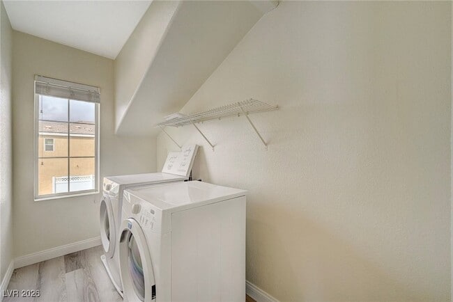 Building Photo - 10408 September Flower St