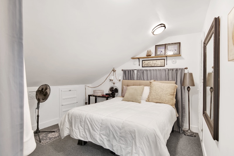 Building Photo - 571 Dogwood Ave