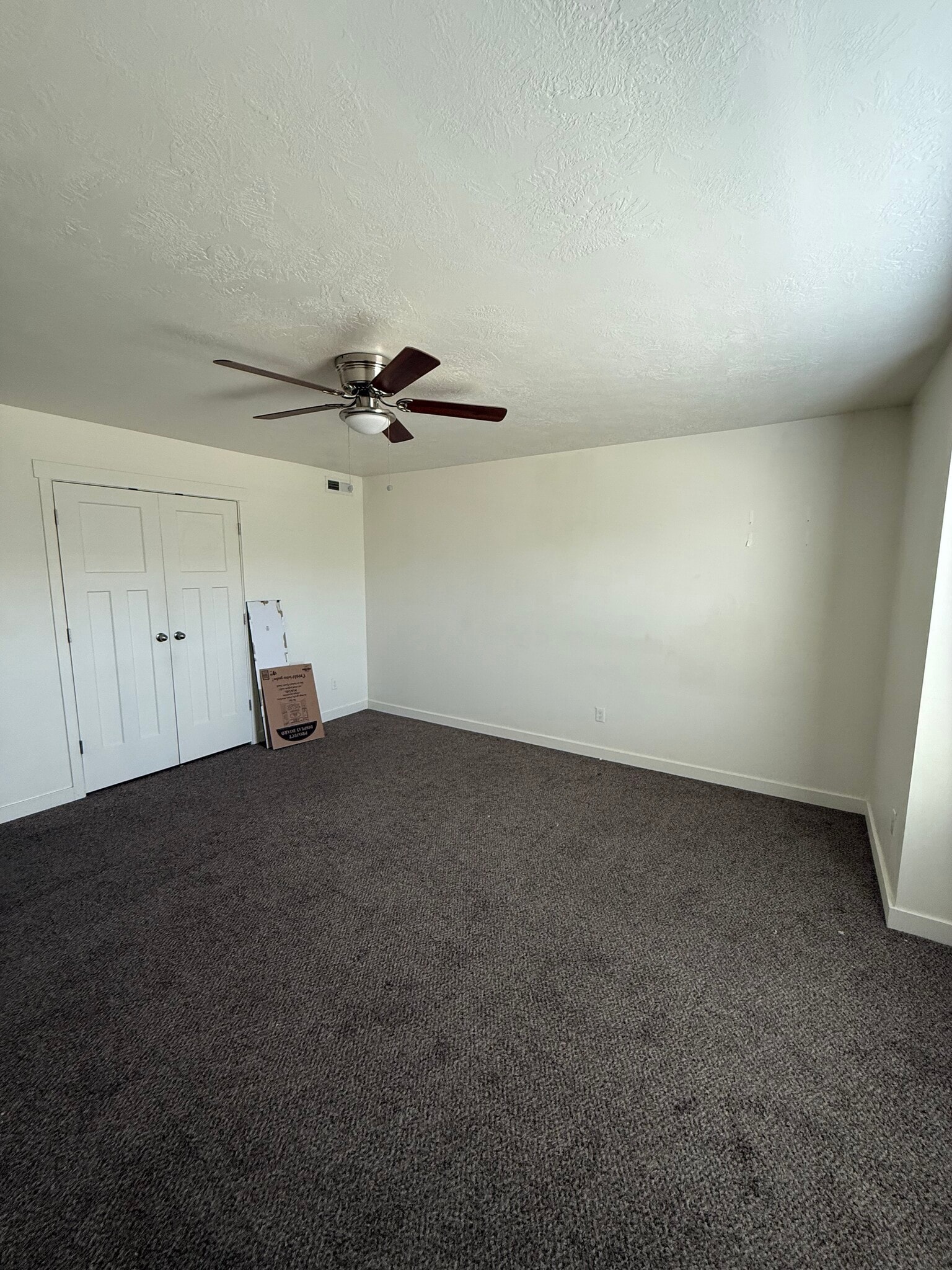 Building Photo - 671 N 30 E