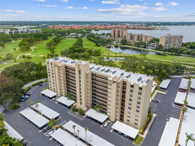 Building Photo - 2621 Cove Cay Dr