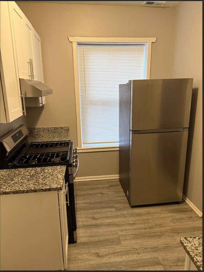 Building Photo - 2 bedroom in Chicago IL 60639