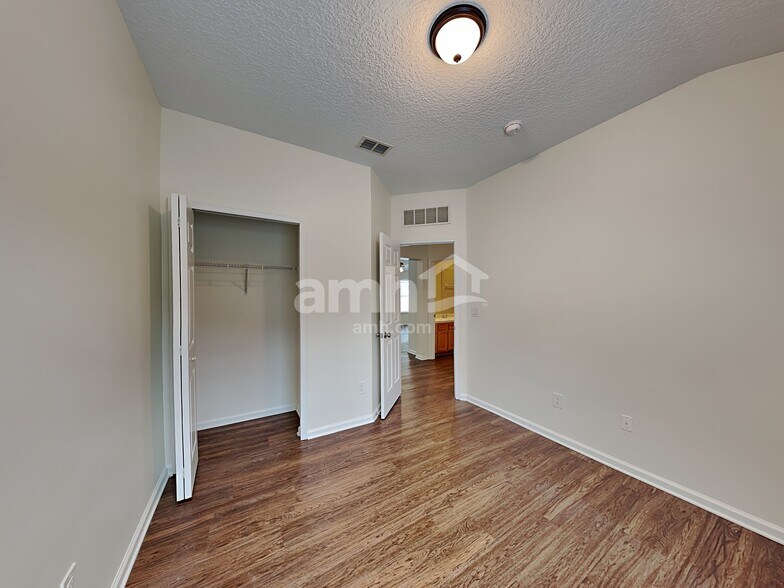 Building Photo - 1040 Moosehead Dr