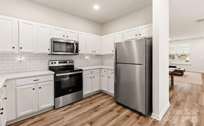 Building Photo - 2269 Winthrop Chase Dr